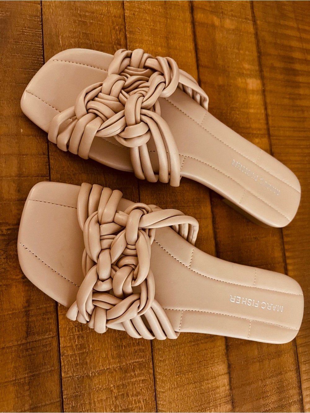 Marc Fisher slides size 6.5